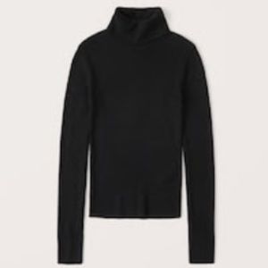 Abercrombie NWT turtleneck ribbed sweater, size xxs